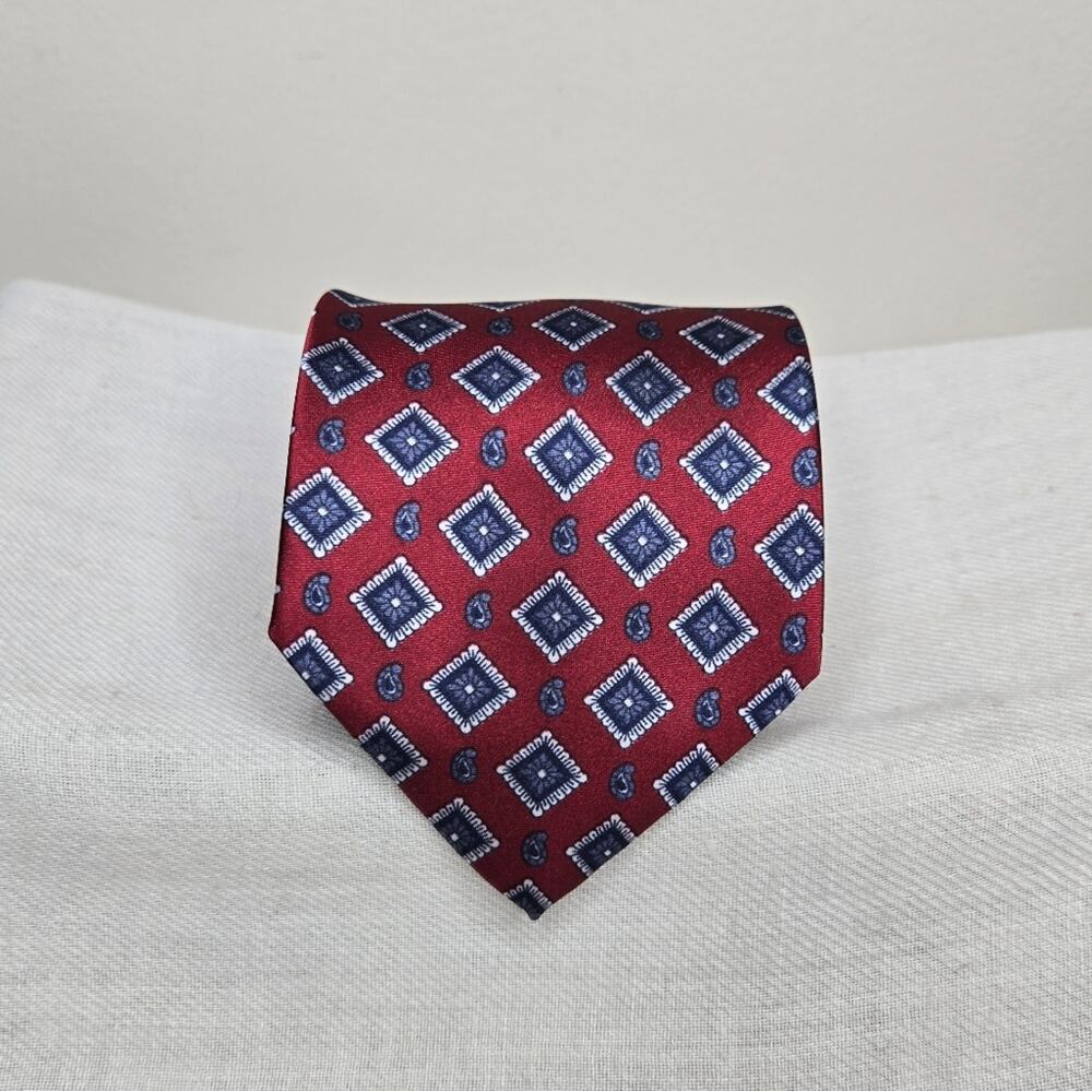 DAVID TAYLOR Polyester Burgundy and Blue Geometric Patterned Classic Style Tie